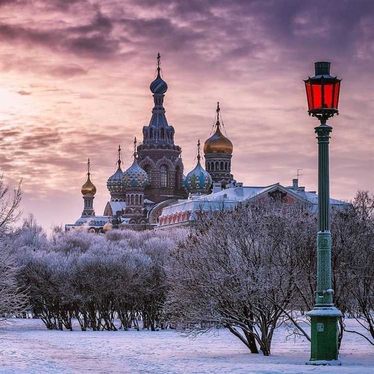 Смольный собор: один из символов Санкт-Петербурга